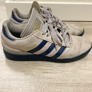 Adidas Busenitz  Size 9 Men’s Gray Sneakers